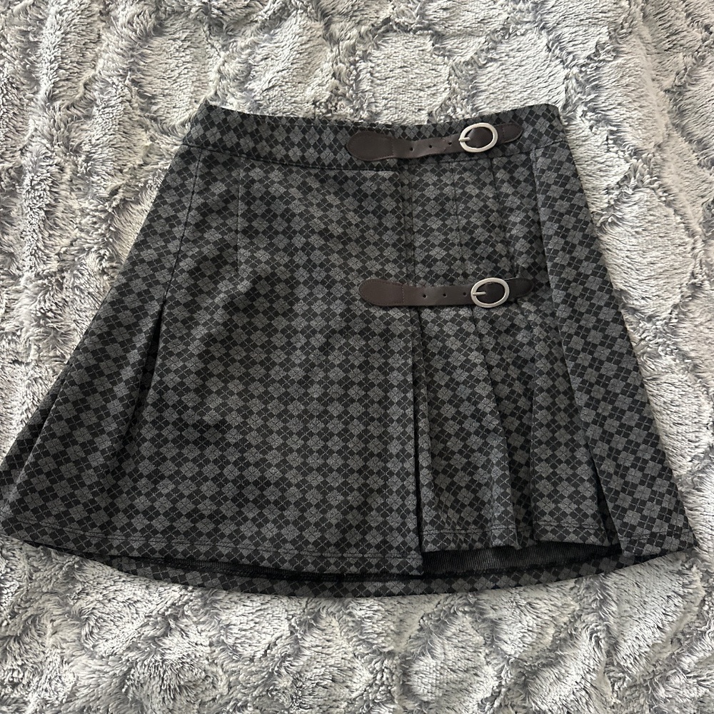 Full Tilt skirt